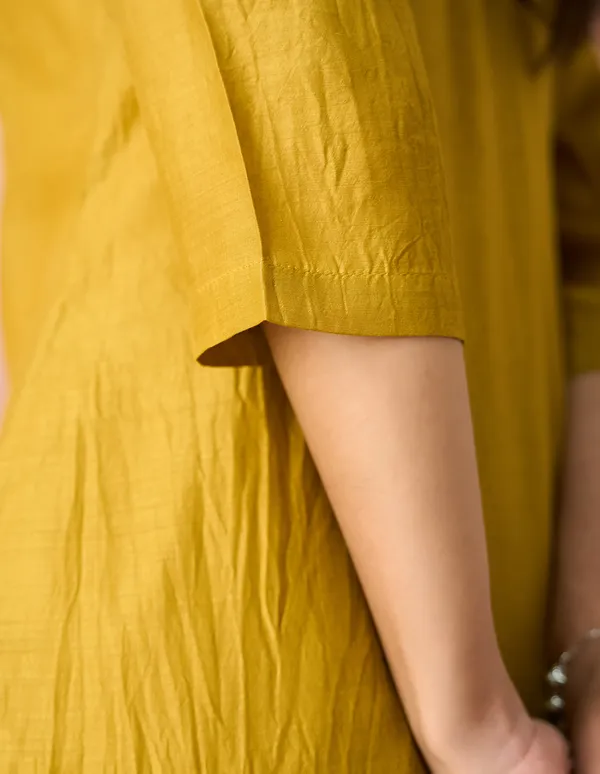 Hritika_Yellow_Silk__Thread_Work_Embroidered_Kurta_with_Trouser_Set