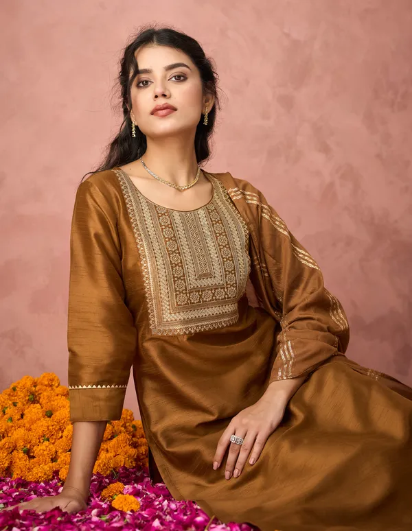 Hritika_Brown_Silk__Embroidered_Round_Neck_Kurta_With_Trousers_&_Dupatta