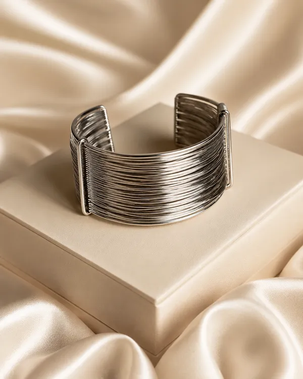 Silver_Metal_Alloy_Wire_Cuff_Bracelet_For_Girls