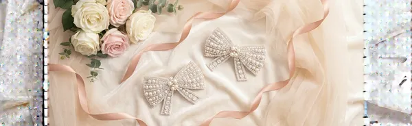 White_Metal_Alloy_Pearl_Embellished_Hair_Bow_Clip_For_Girls