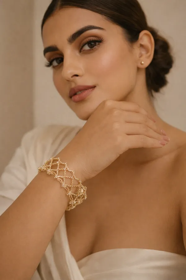 Golden_Metal_Alloy_Crystal_Cuff_Bracelet_For_Girls