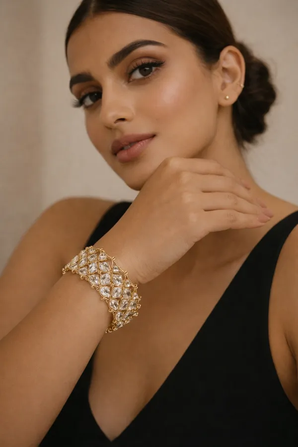 Golden_Metal_Alloy_Crystal_Cuff_Bracelet_For_Girls
