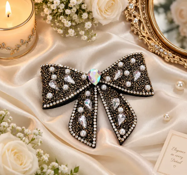 Black_Metal_Alloy_Embellished_Bow_Hair_Clip_For_Girls
