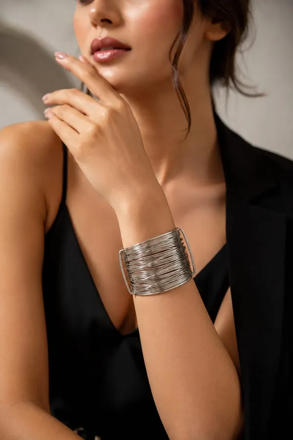 Silver_Metal_Alloy_Wire_Cuff_Bracelet_For_Girls