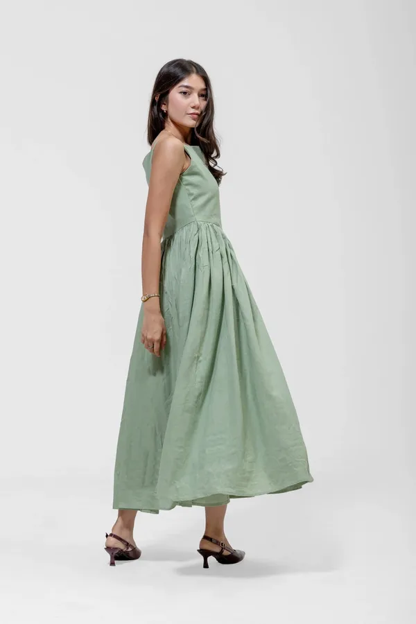 Olive_Mull_Cotton_Square_Neck_Pleated_Midi_Dress_For_Women