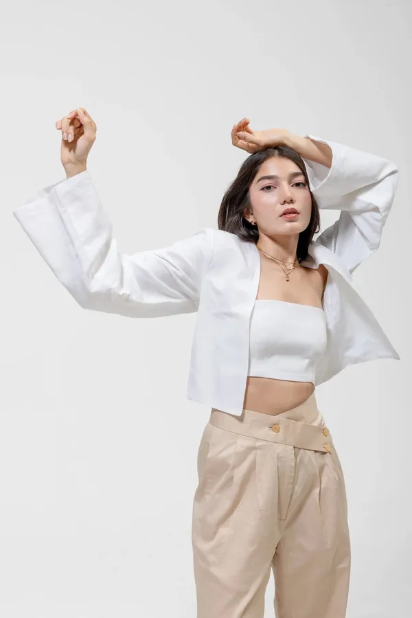 White_Linen_Cotton_Collarless_Cropped_Jacket_For_Women