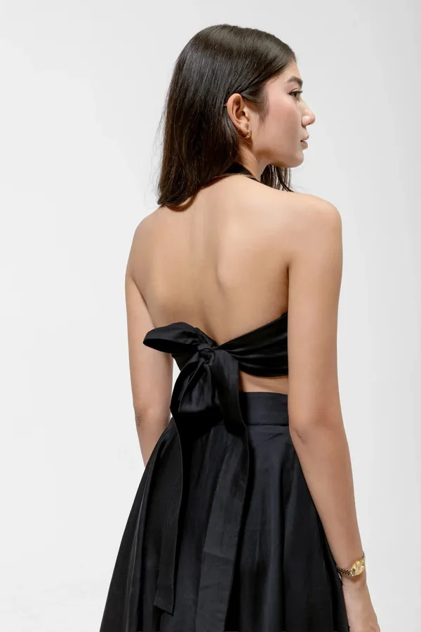 Black_Cotton_Square_Neck_Halter_Crop_Top_For_Women