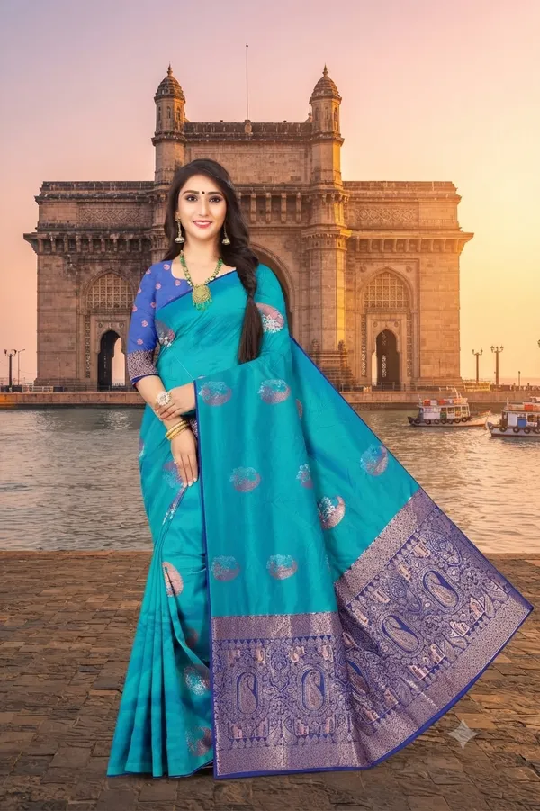 Statement_Jacquard_Saree_Woven_Artistry_Perrot