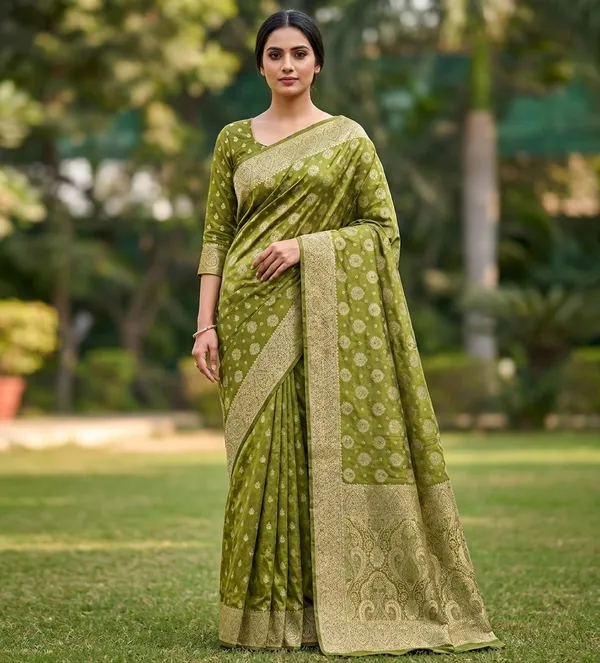 Mehendi_Green_Viscose_Gaji_Satin_Jacquard_Saree_With_Traditional_Woven_Motifs_Rich_Border_Smooth_Texture_Festive_Saree_Default_Title