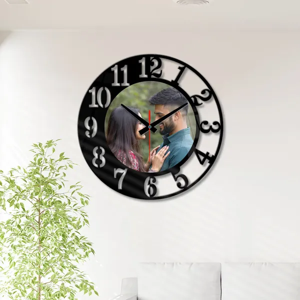 Multicolor_Acrylic_Wall_Clock