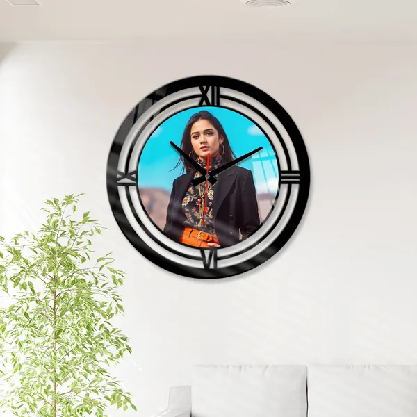 Multicolor_Acrylic_Wall_Clock
