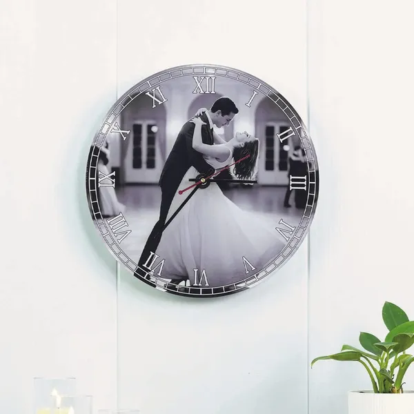Multicolor_Acrylic_Wall_Clock