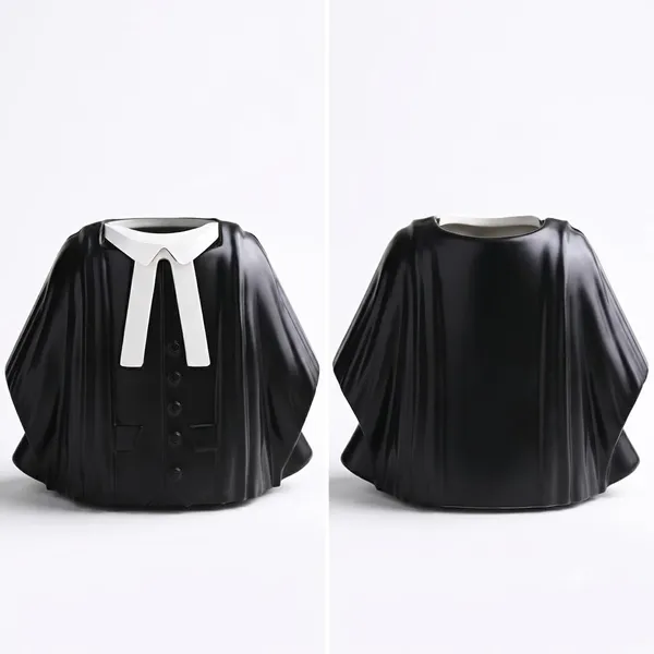 Advocate_Coat_Pen_Stand