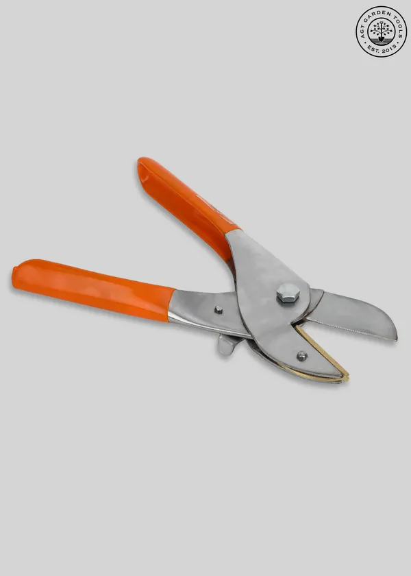 AGT_Gardening_Tools_Set_with_Cultivator_and_Cutter_Grass_Garden_Tool_Garden_Tool_Kit_(2_Tools)