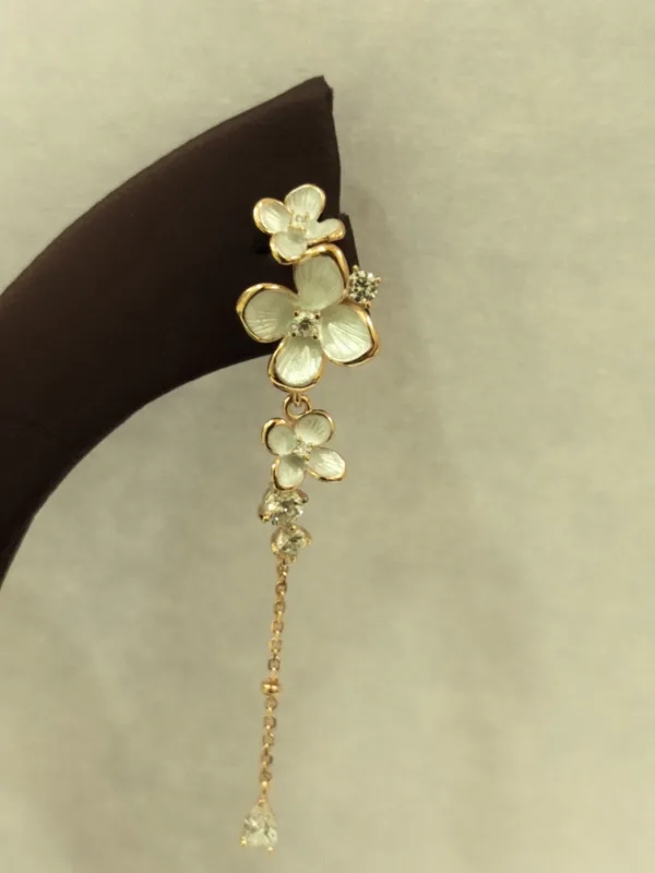 Silver_925_Floral_Dangle_Earrings_for_Women