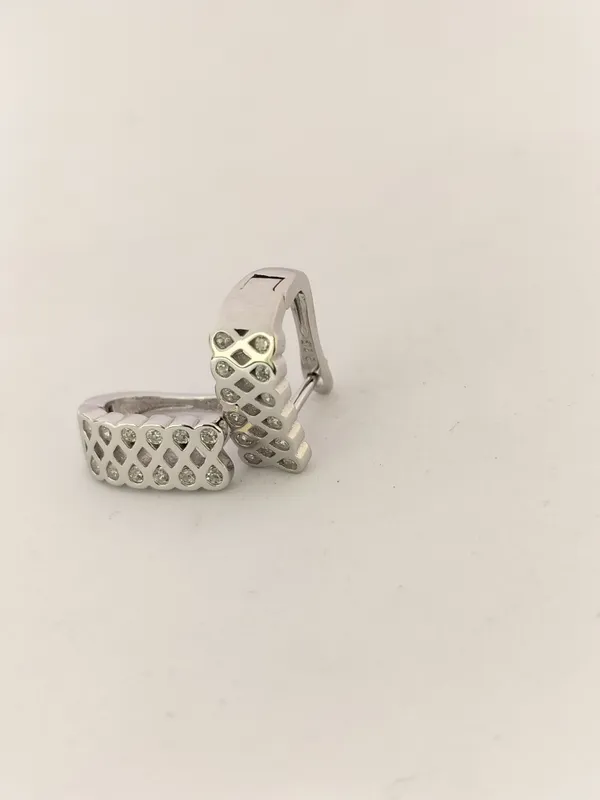 Silver-Tone_Crystal_Cuff_Bracelet_for_Women