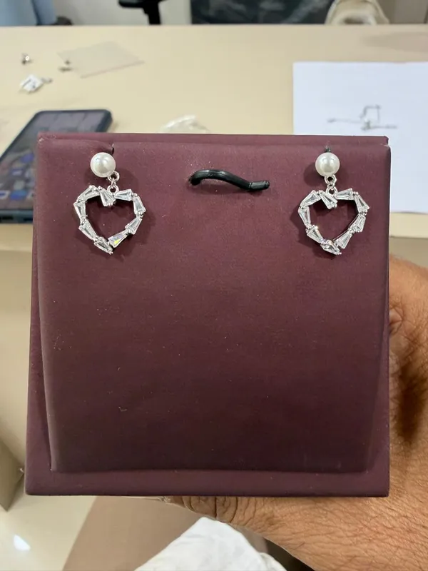 Silver-Tone_Pearl_Heart_Drop_Earrings_for_Women