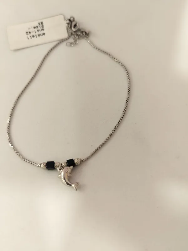 Silver_Tone_Dolphin_Pendant_Necklace_for_Women