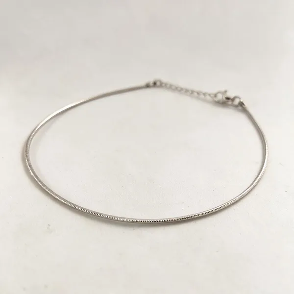 Silver-Tone_Delicate_Anklet_For_Women