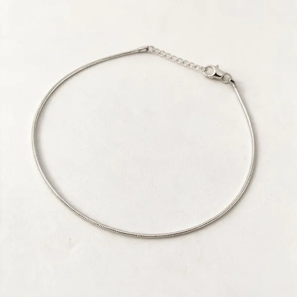Silver-Tone_Delicate_Anklet_For_Women