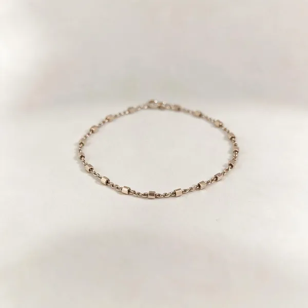 Silver-Tone_Minimal_Anklet_For_Women