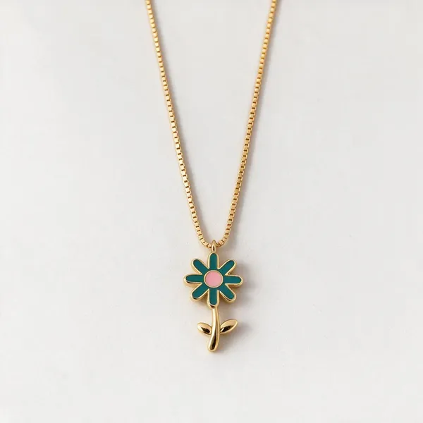 Gold_Tone_Floral_Chain_Pendant_For_Women