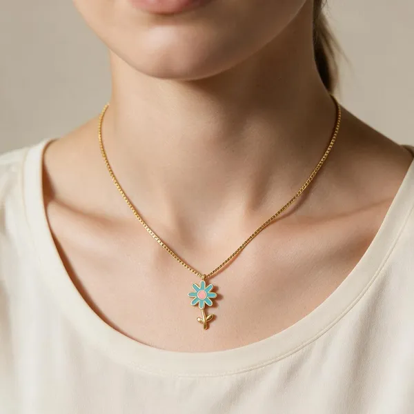 Gold_Tone_Floral_Chain_Pendant_For_Women