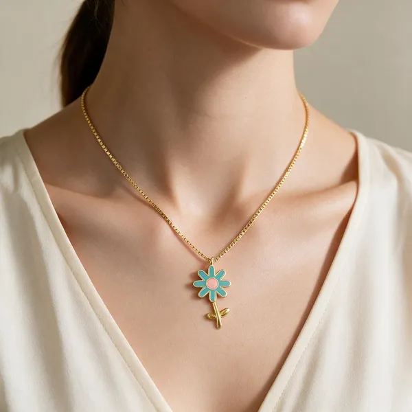 Gold_Tone_Floral_Chain_Pendant_For_Women