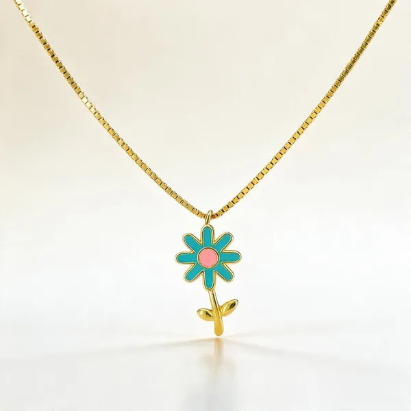 Gold_Tone_Floral_Chain_Pendant_For_Women