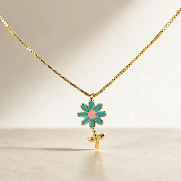 Gold_Tone_Floral_Chain_Pendant_For_Women