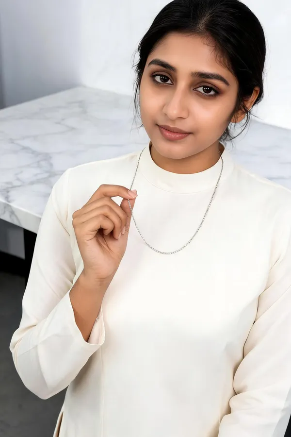 Silver_Tone_Minimal_Chain_Necklace_For_Women