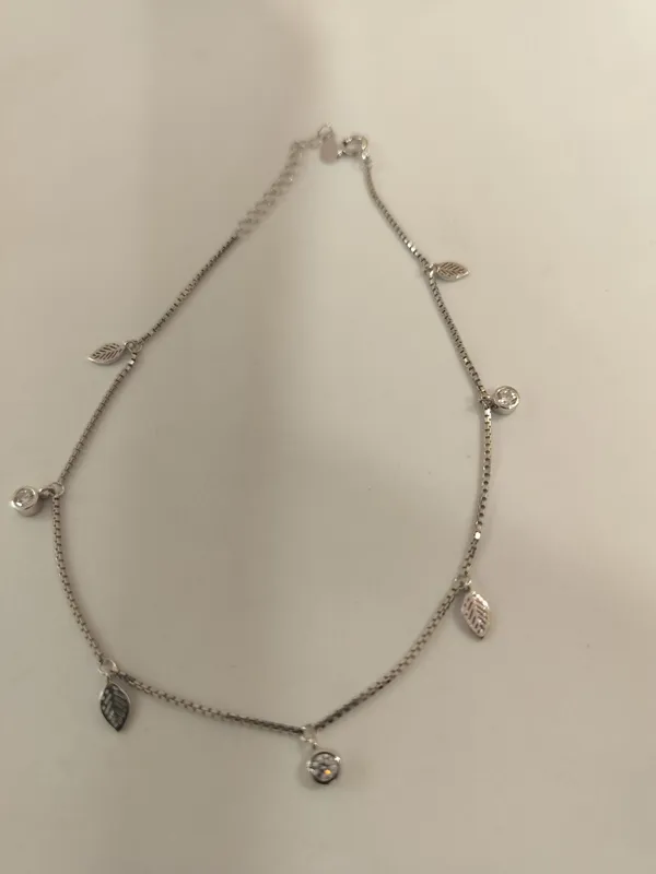 Silver-Tone_Leaf_Charm_Necklace_for_Women
