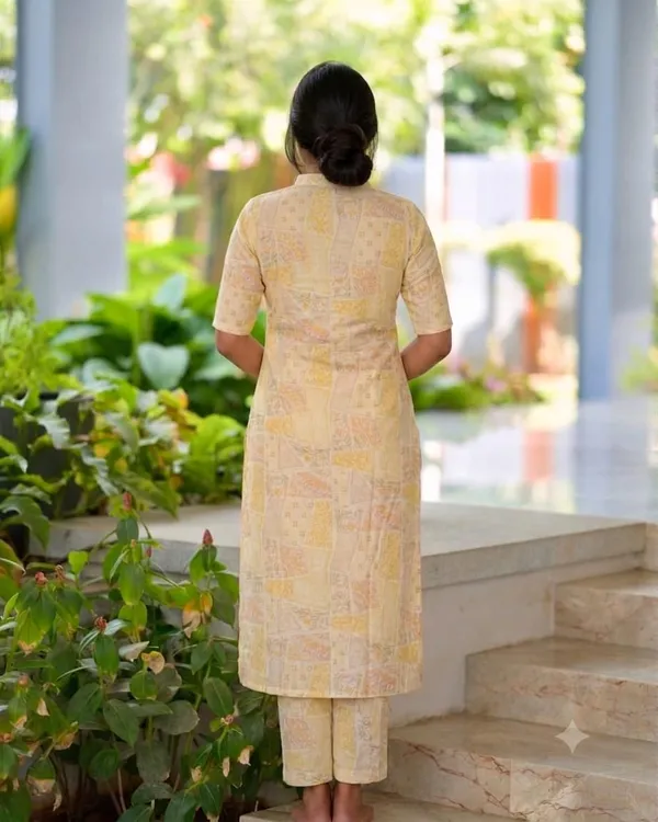 Cream_Printed_Straight_Kurta_Set_for_Women