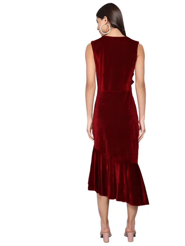 Burgundy_Velvet_Fit_And_Flare_Midi_Dress_for_Women