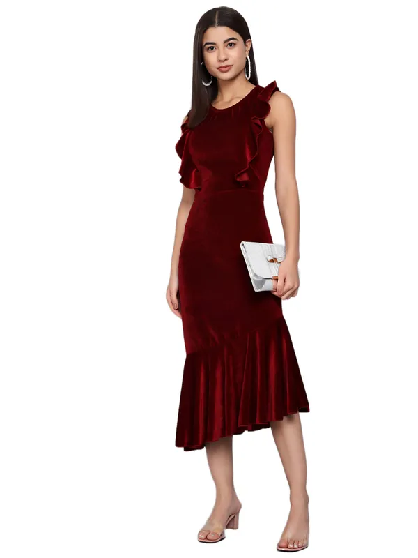 Burgundy_Velvet_Fit_And_Flare_Midi_Dress_for_Women