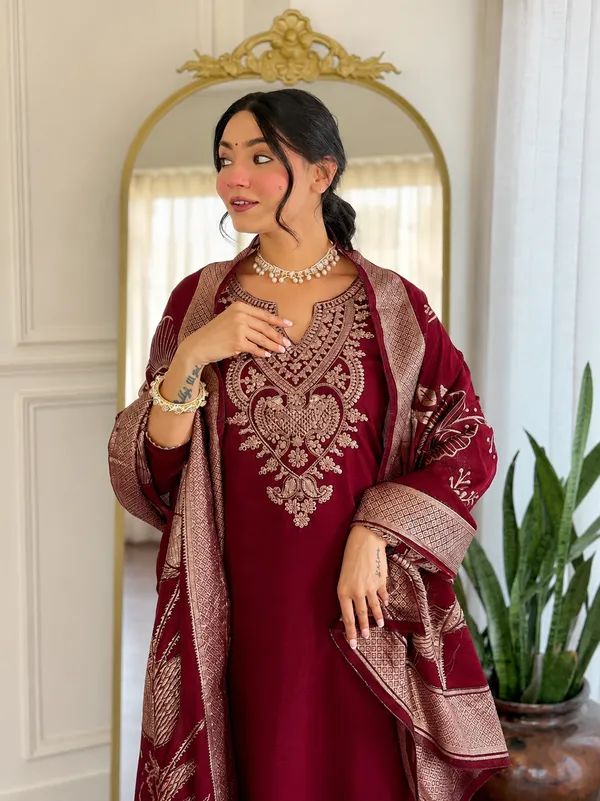 Maroon_Embroidered_Straight_Suit_Set_For_Women