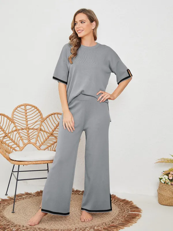 Grey_Relaxed_Fit_Lounge_Set_for_Women