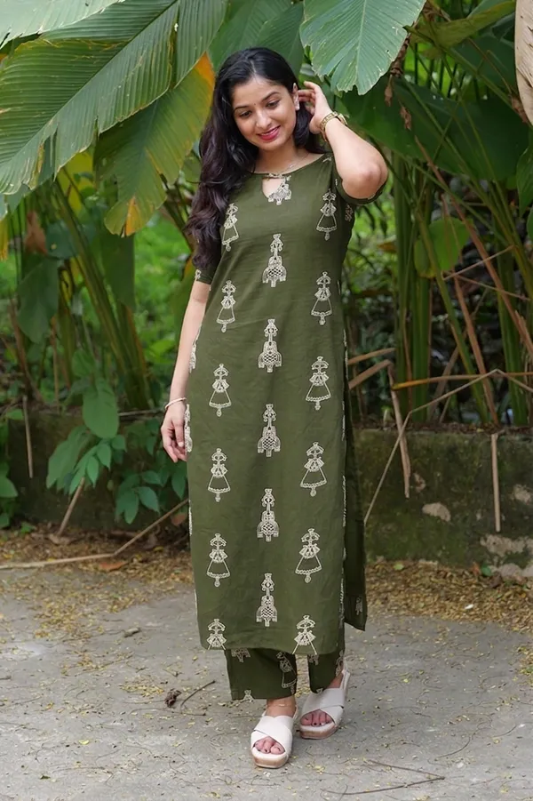 Olive_Green_Printed_Straight_Kurti_for_Women