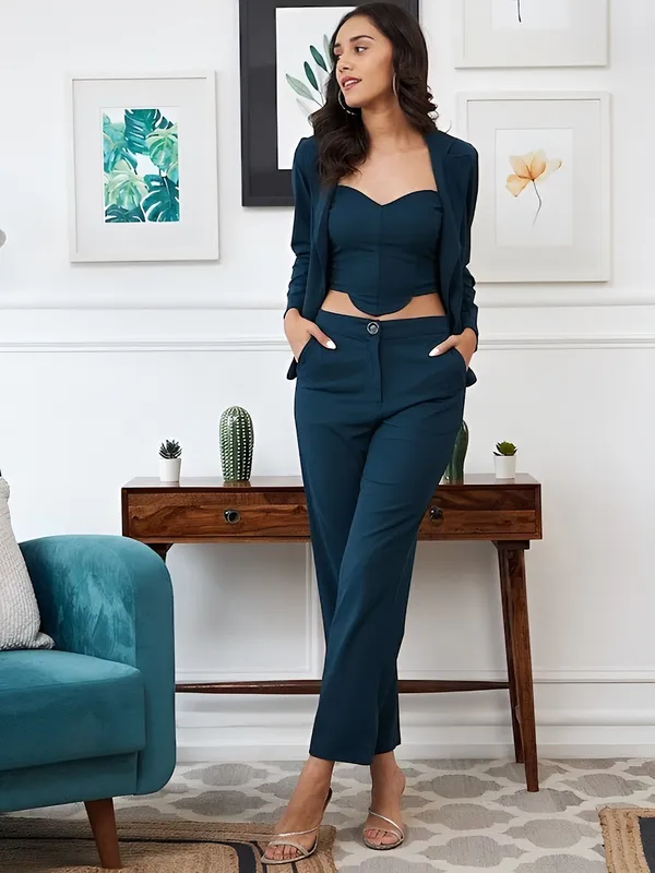 Navy_Blue_Tailored_Three_Piece_Suit_Set_for_Women