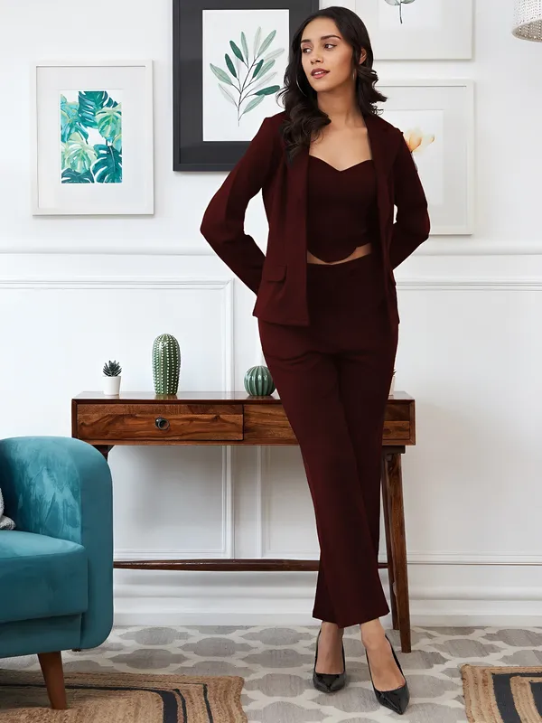 Burgundy_Formal_Three_Piece_Suit_Set_for_Women