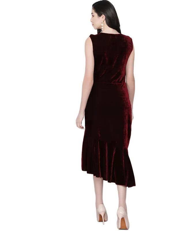 Burgundy_Velvet_Fit_And_Flare_Midi_Dress_for_Women