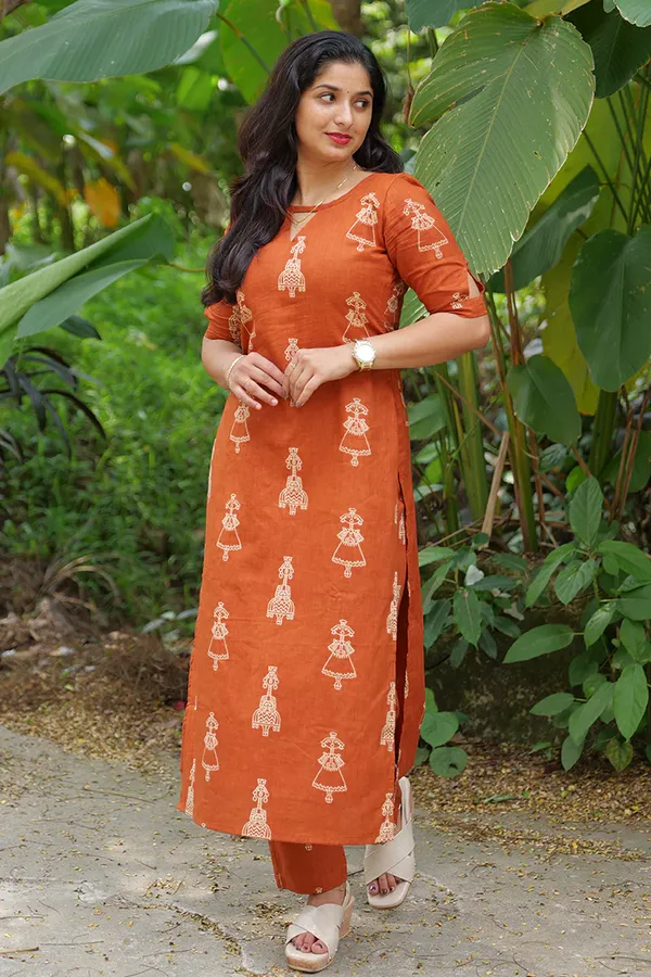 Orange_Printed_Kurta_Pant_Set_for_Women