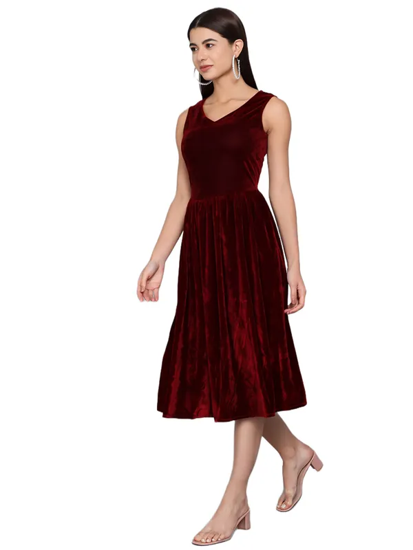 Maroon_Velvet_Fit_And_Flare_Dress_For_Women