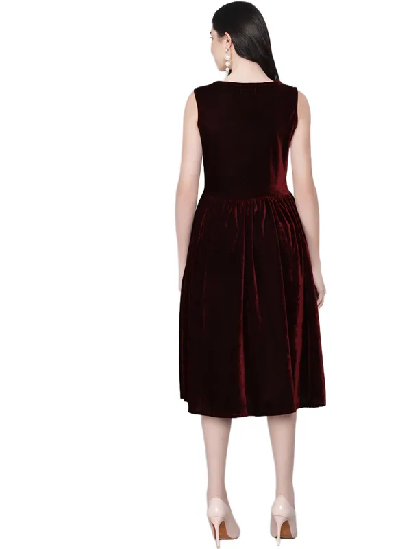 Maroon_Velvet_Fit_And_Flare_Dress_For_Women