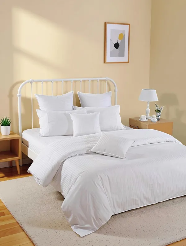 Eleganzze_Cotton_King_Flat_300_Tc_Striped_2_Bedsheets_With_4_Pillow_Covers_(White)