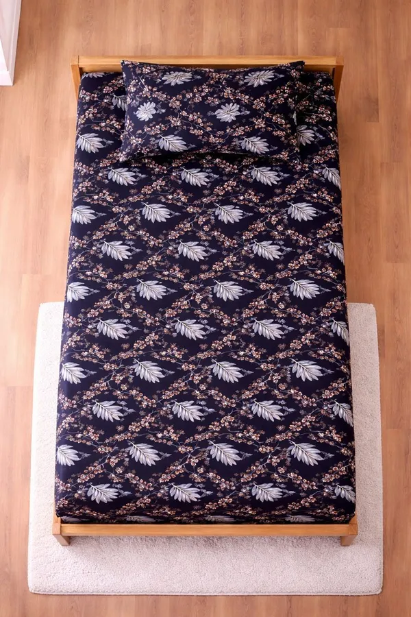 Kansal_Handloom_Cotton_Single_Fitted_(Elastic)_220_Tc_Geometric_1_Bedsheet_(Dark_Blue)