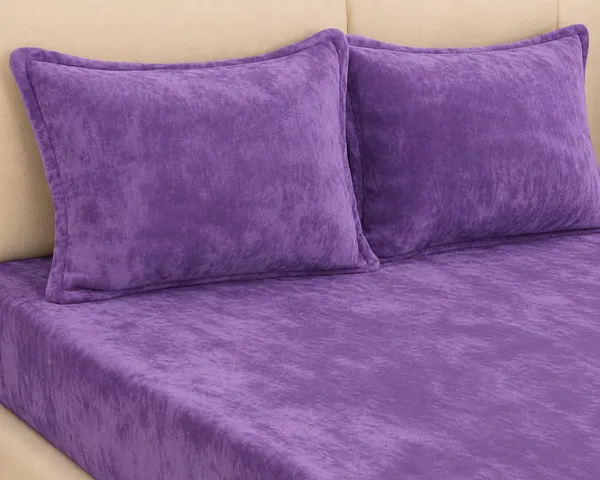 Royal_Looms_Velvet_King_Fitted_(Elastic)_320_Tc_Solid_1_Winter_Bedsheet_With_2_Pillow_Covers_(Purple)