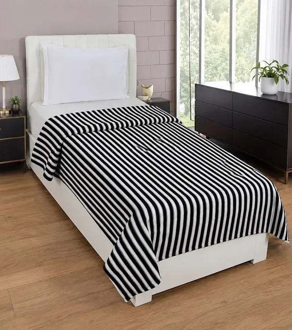 Royal_Looms_Striped_Single_Fleece_Blanket_For_All_Season_(Polyester,_Black_And_White)