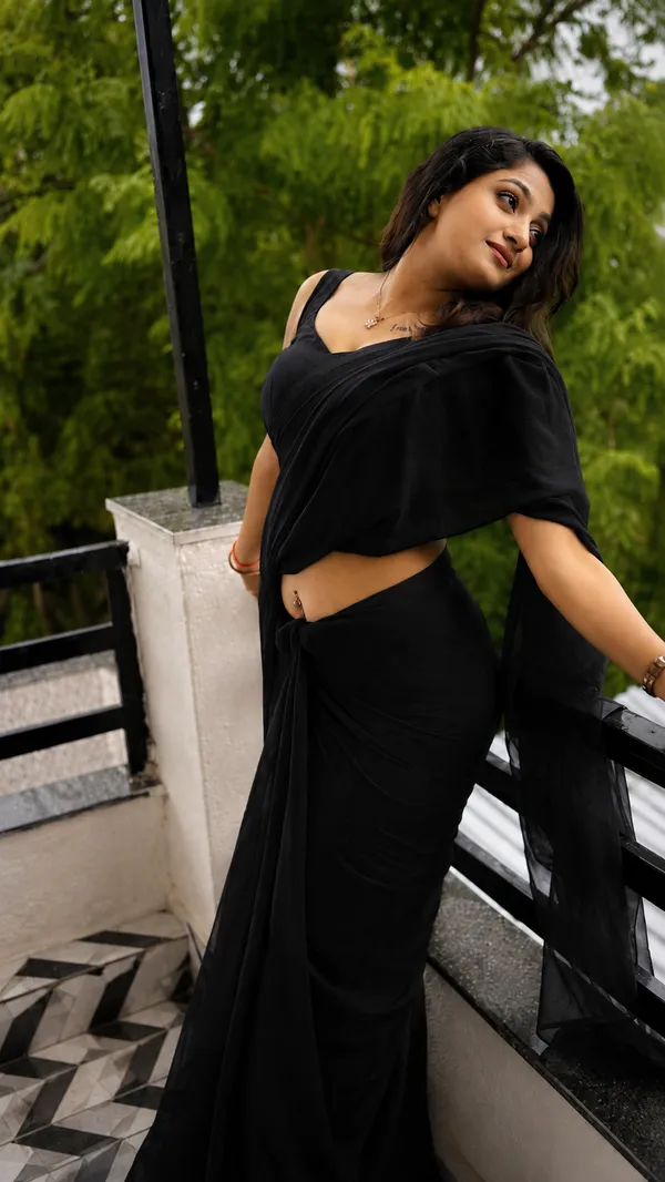Black_Georgette_SAREE_For_WOMEN