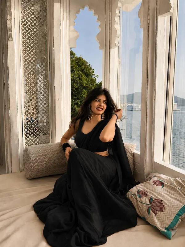 Black_Georgette_SAREE_For_WOMEN